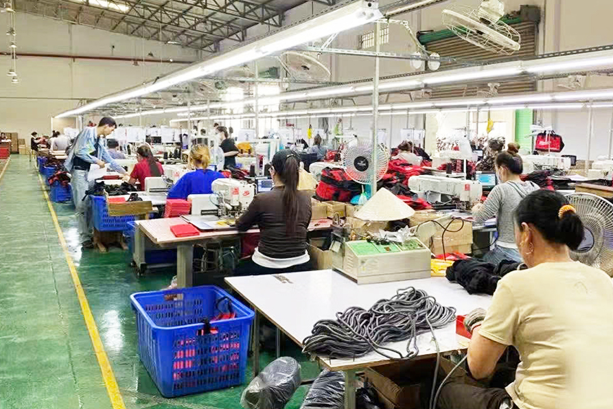 Khu sản xuất balo, túi xách